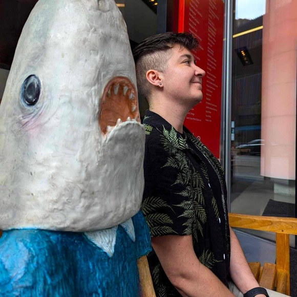 Meet your Posher, Casey - Picture 1 of 1